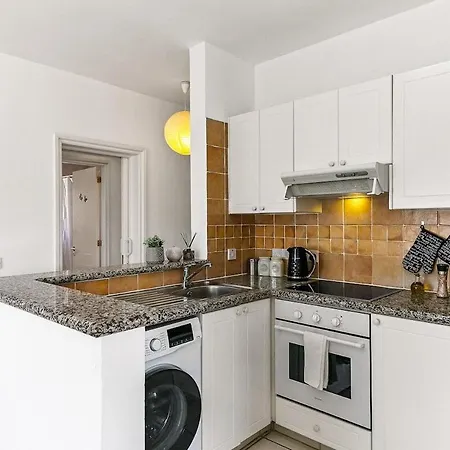 Limnaria Gardens Beautiful By Vichy Holidays Apartment Paphos