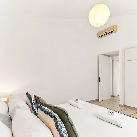 Limnaria Gardens Beautiful By Vichy *