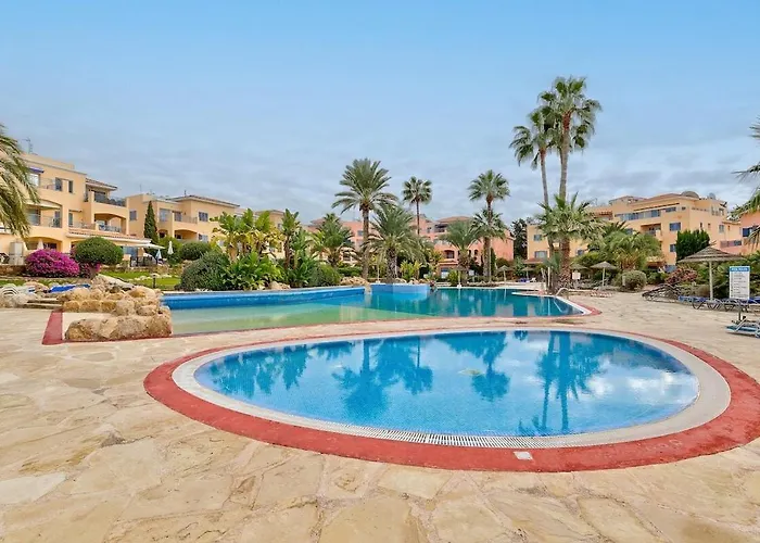 Limnaria Gardens Beautiful By Vichy Holidays Apartamento Pafos