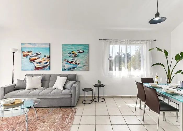 Limnaria Gardens Beautiful By Vichy Holidays Appartamento